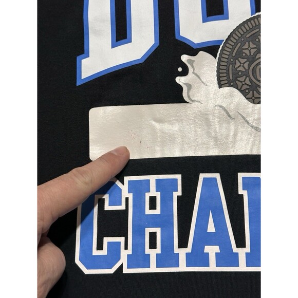Oreo Champion T-Shirt Mens Large Black Dunk Champion Graphic Collab Oreos Shirt - Picture 2 of 12